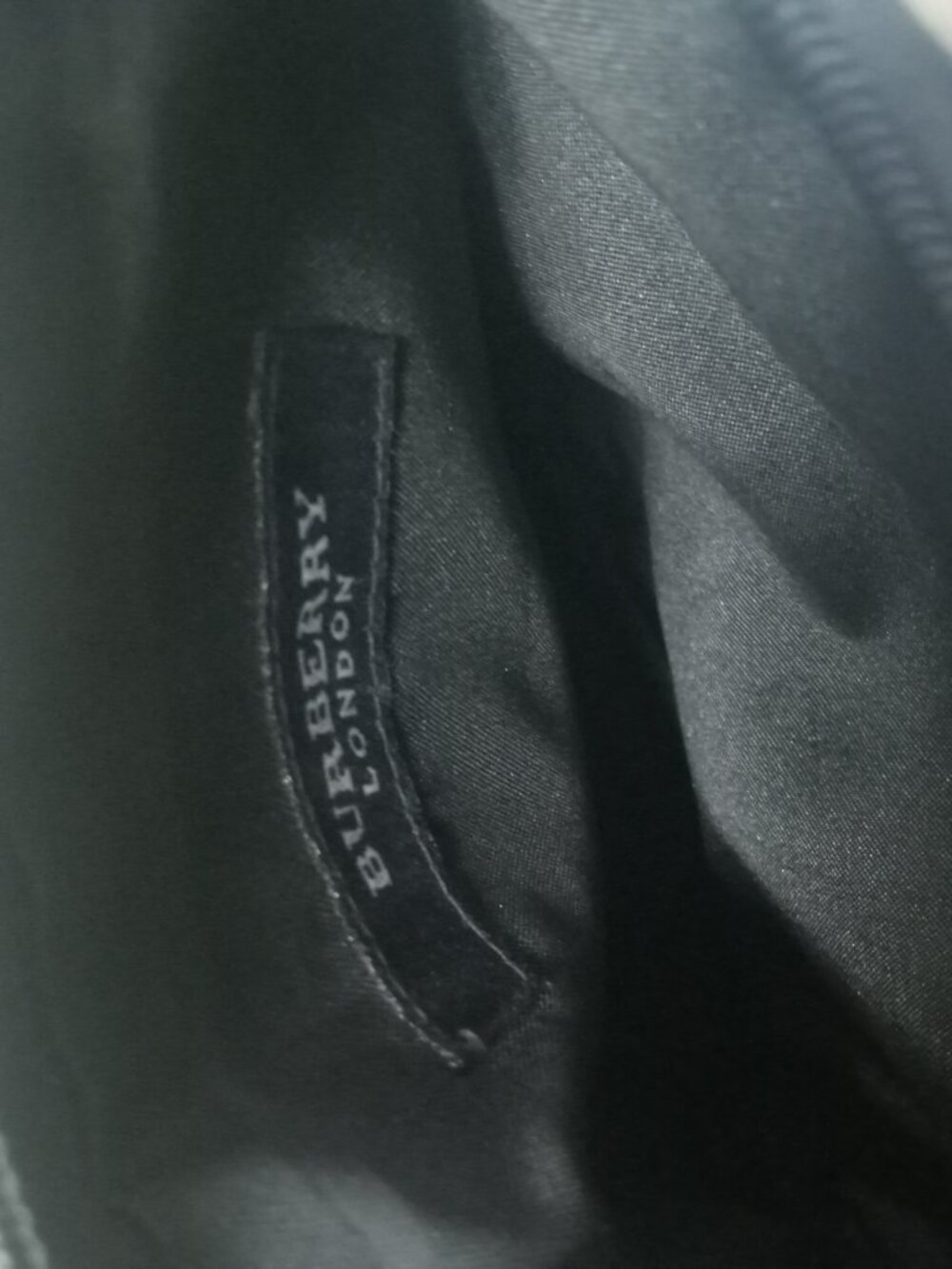 Burberry London Nova Check Pouch - Picture 4 of 5